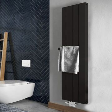 Nordholm Badheizkörper Wärmepumpenheizkörper Joule - 375 mm, 1157 Watt, schwarz