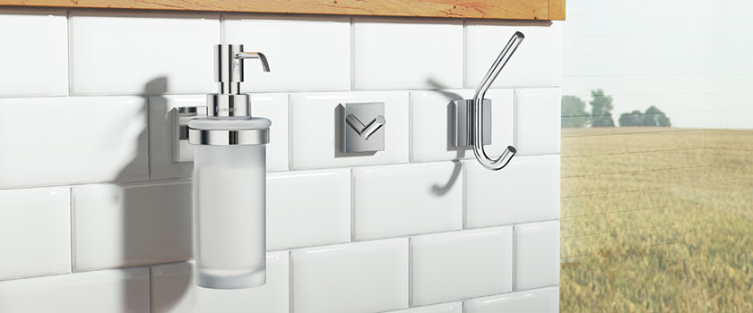 Smedo House Haken und Seifenspender Smedbo House Haken und Seifenspender